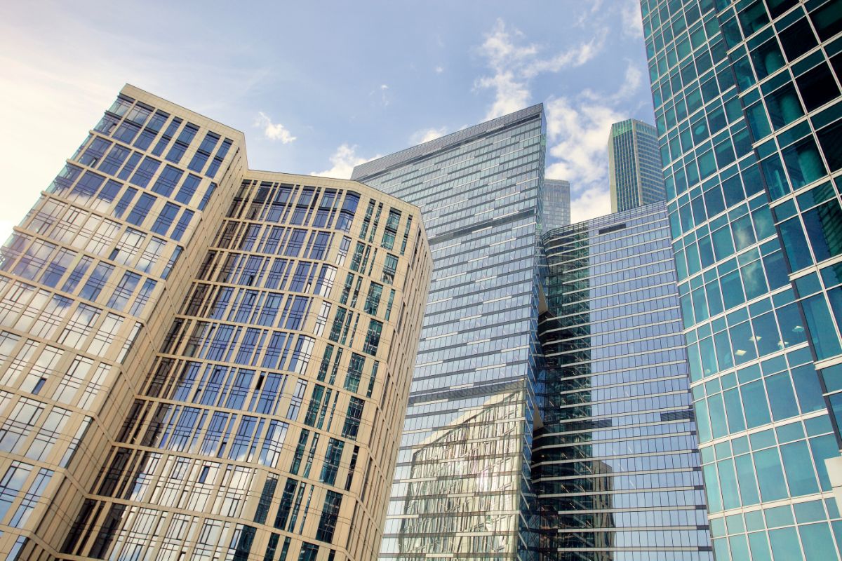 Guiding Success: Real Estate Brokers in Dubai's Top Areas